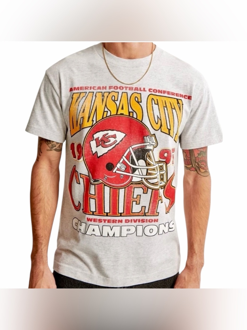 Abercrombie & Fitch NFL Kansas City Chiefs SoftAF T-shirt SOLD OUT/MED/BNWT